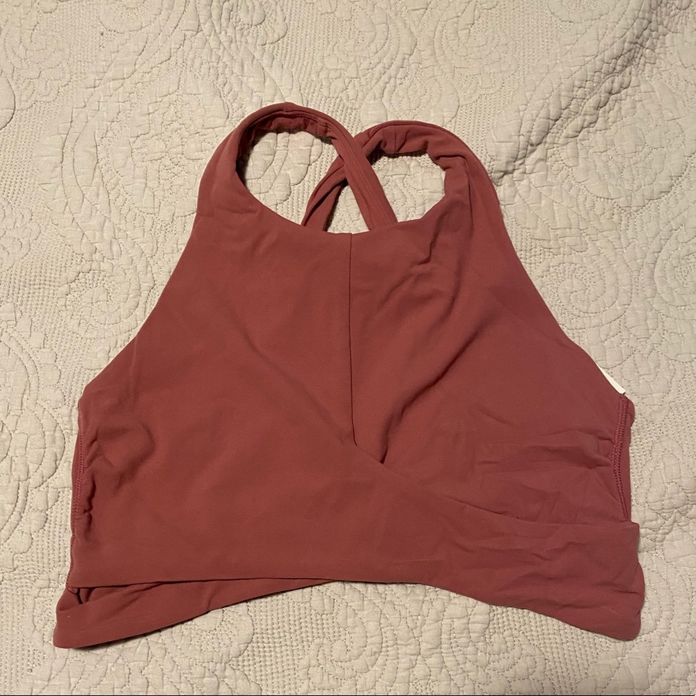 NWOT LULULEMON Always Aligned sports bra in muted pink size 10